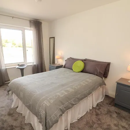 度假居 Coolnaharragill Lower Annexe