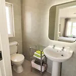 Coolnaharragill Lower Annexe * كيلارني
